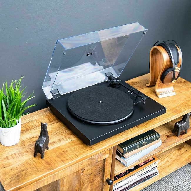 Pro-Ject A1 Auto Black - Belt Drive - Με προενισχυτή + OM10