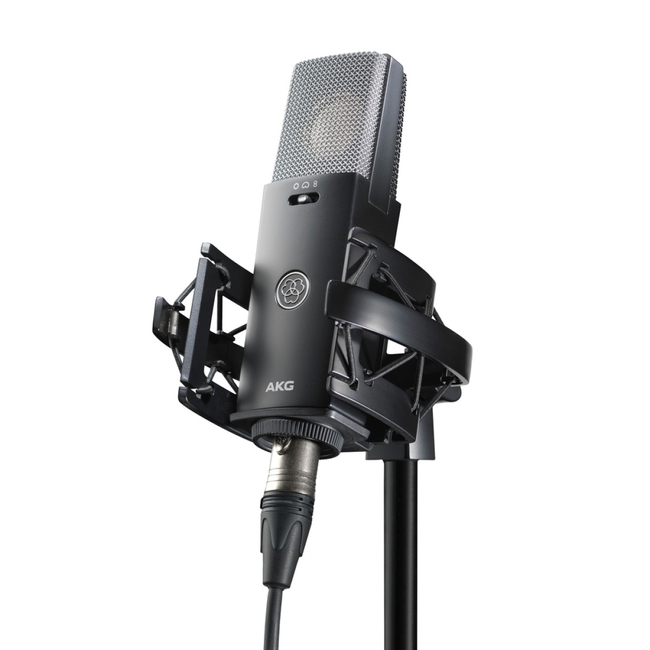 AKG C114