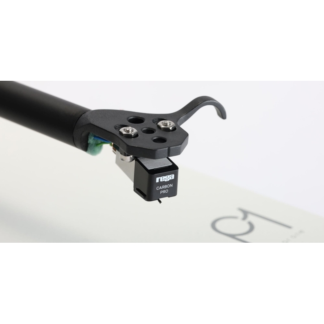 Rega Carbon Pro