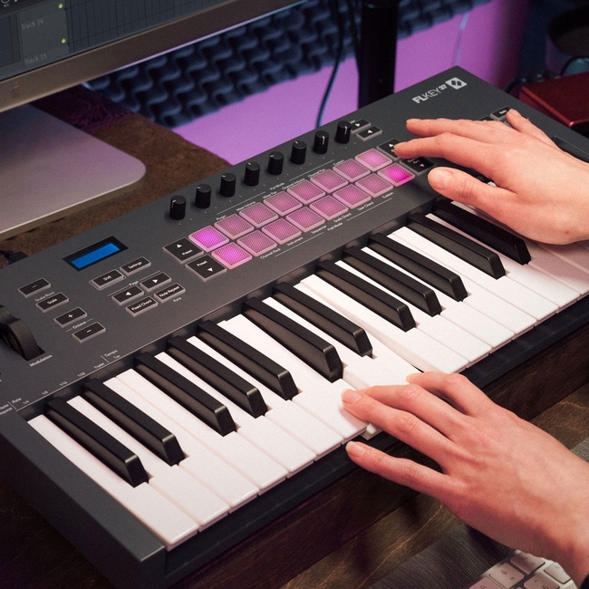 Novation FLkey 37 - 37 Πλήκτρα