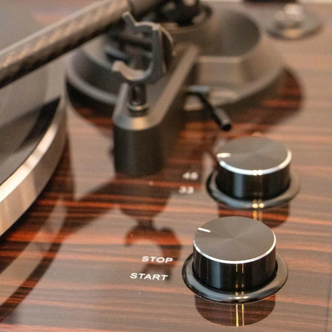 Lenco Record Player LBT-345 - Με προενισχυτη και Bluetooth