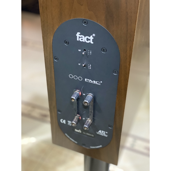 PMC Fact 3 (Ζεύγος με βάσεις)