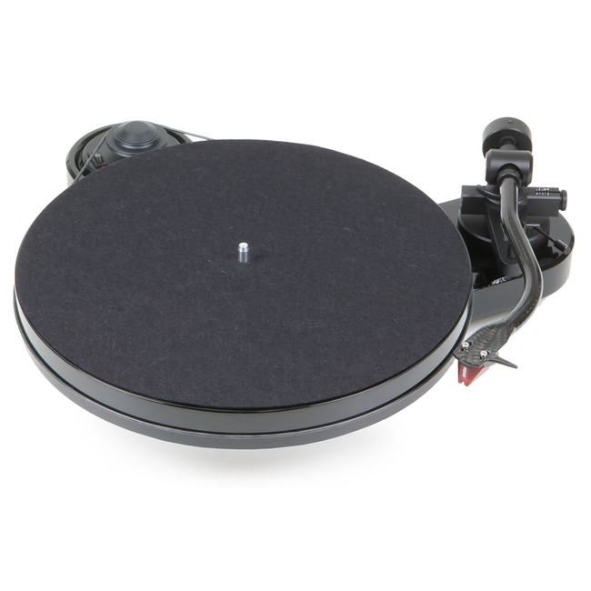 Pro-Ject RPM-1 Carbon DC Black High Gloss / 2M Red - Belt Drive