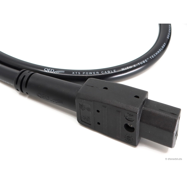 QED QE4330 XT5 Power Cable EU - 3m