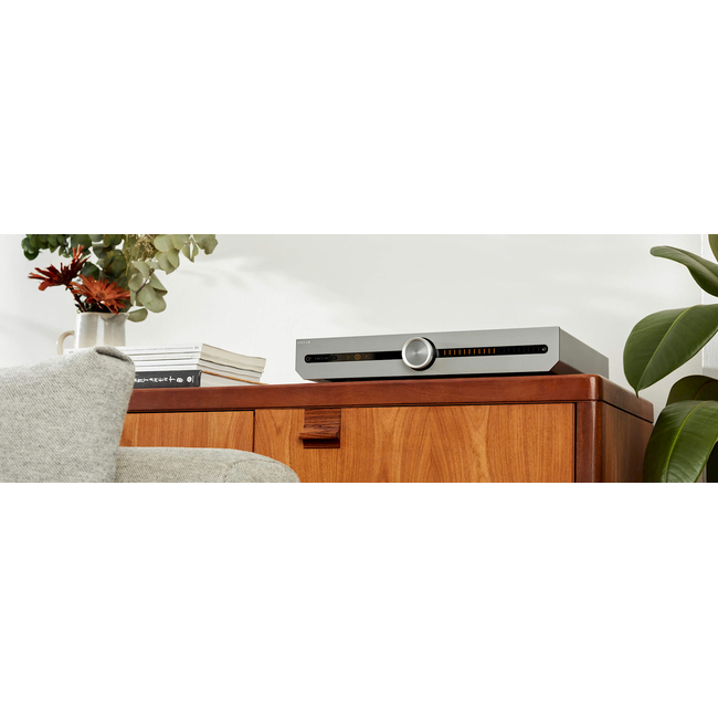 Roksan Attessa Streaming Amplifier - Silver