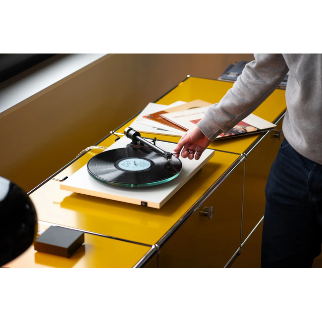 Pro-ject T2 (με Sumiko Rainier) - Satin White