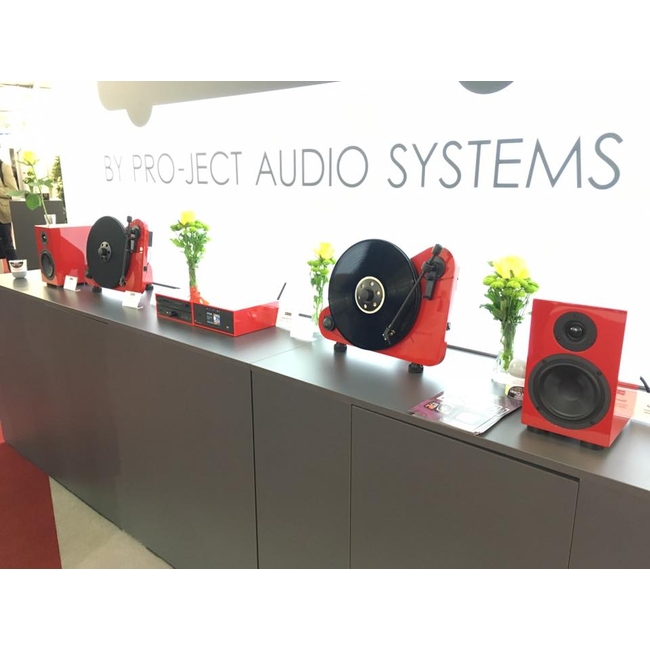 Pro-Ject VT-E R BT - Bluetooth Red / OM5E - Belt Drive